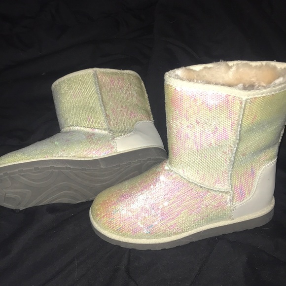 Shoes - Sparkly boots!